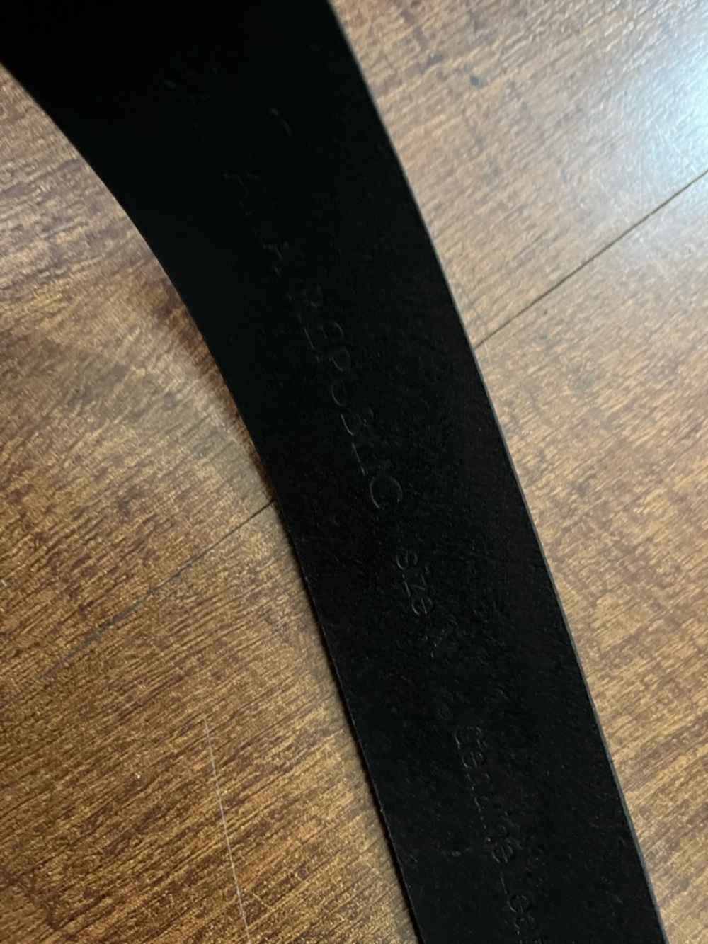 Banana Republic Black Leather Belt with Gold Buckle size medium made in Italy - Picture 8 of 9